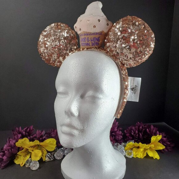 Minnie Mouse Ears Disney Rose Gold Sequins Epcot Wine Food Festival 2019 Cupcake - Picture 4 of 9